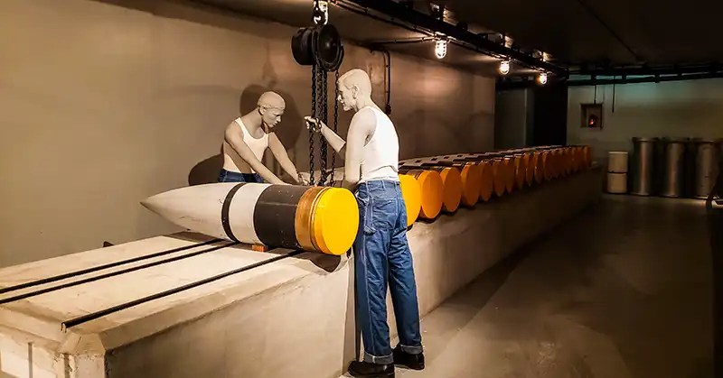 Building 14" armor-piercing exploding projectiles. 