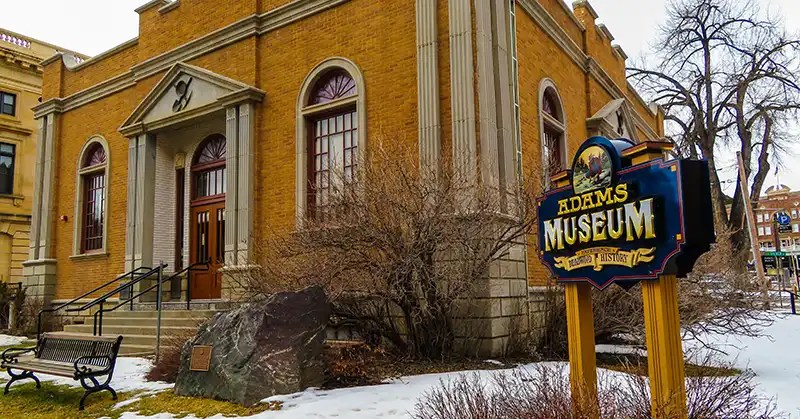 Adams Museum 1892 Queen Anne-style building.