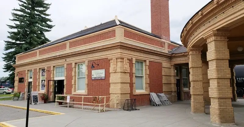 Exterior of the Livingston Depot Center museum.